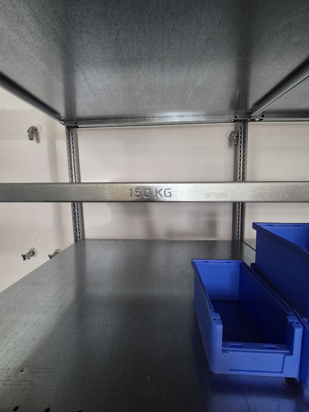 Scaffali: Lagerregal / Gestell  – Usato da Oberägeri venduto da Kenwood4 2