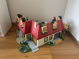 Riesiges Playmobil Haus (3965) inkl. Erweiterung und Zubehör