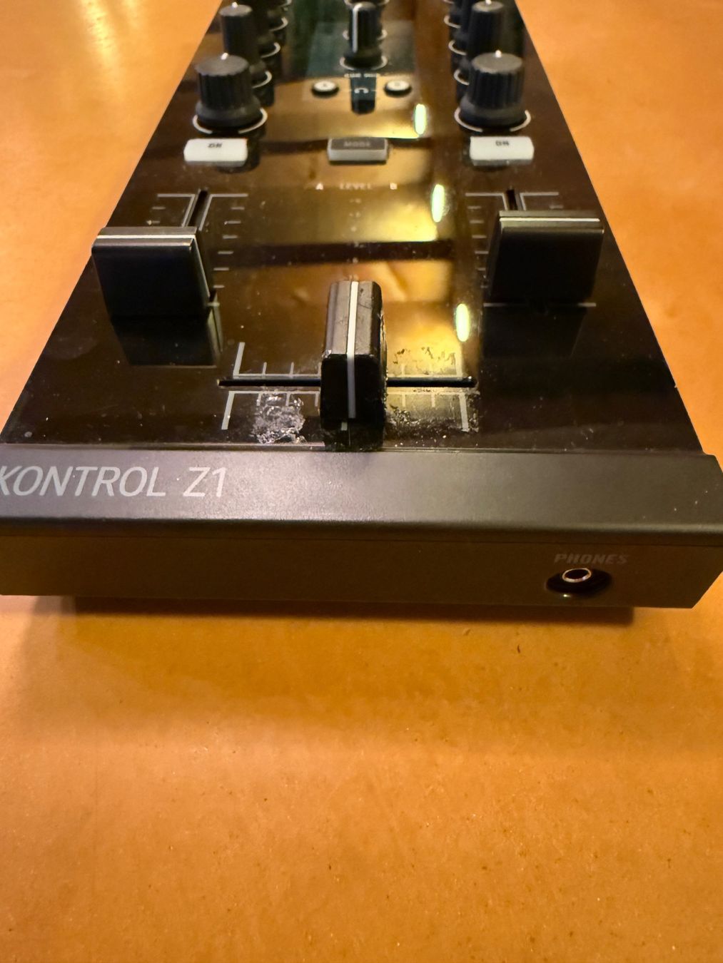 Traktor Mischpulte: Traktor Kontrol Z1 MK1 – Gebraucht aus Madiswil von raphaelh00239 3