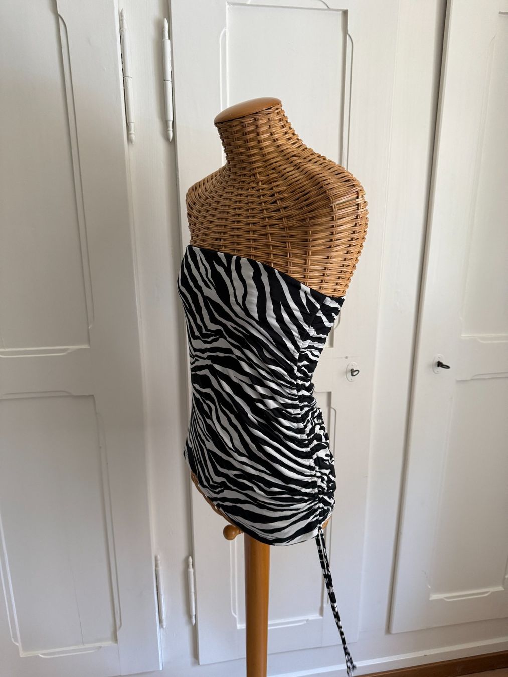 Tally Weijl Tops: Bustier-Top mit Zebra-Muster XS – Gebraucht aus Zürich von Diazaio 1