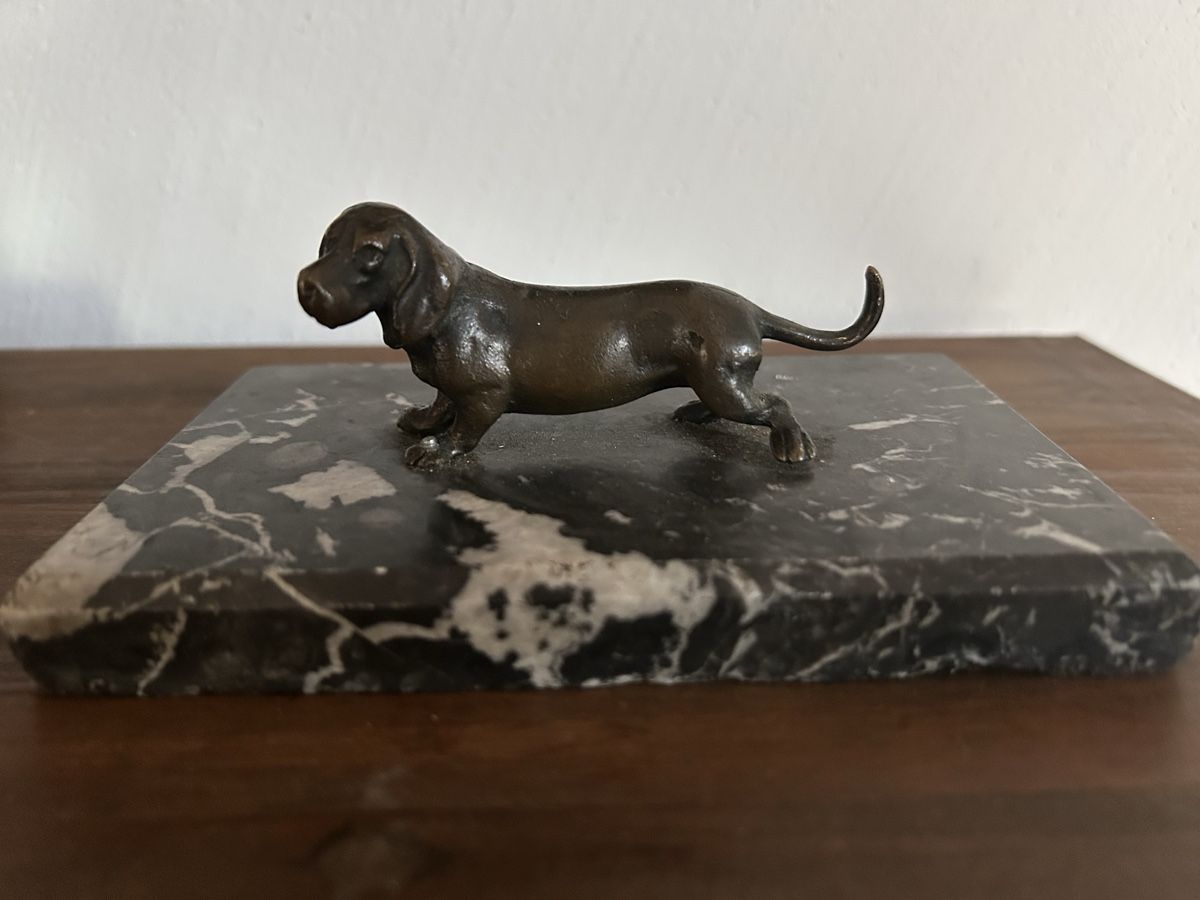Figuren: Sehr schöner Art Déco Dackel ca.1910 – Gebraucht aus Hofstetten SO von Treasurefinds