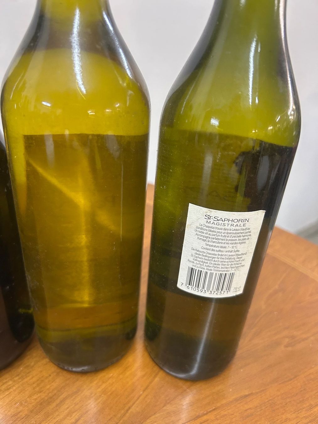 Wein: 10 Flaschen Rose-/ Weisswein – Gebraucht aus Zürich von Levelart 5