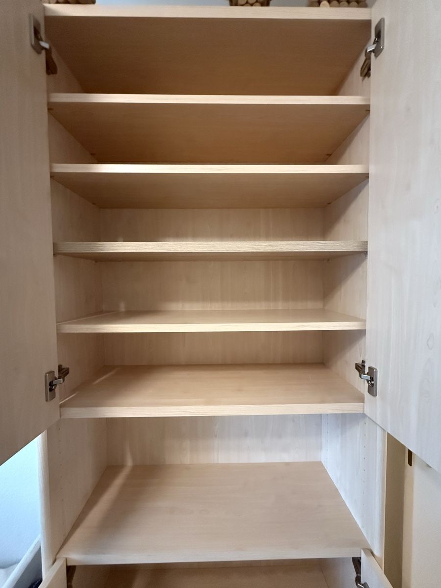 Armadi: Schrank – Usato da Zwillikon venduto da Ginalorena 2