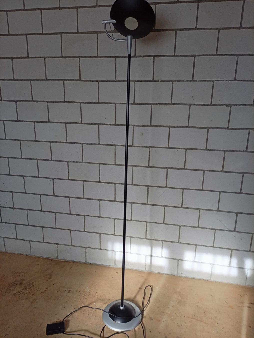 Lampade: Stehlampe schwarz – Usato da Römerswil LU venduto da posy13