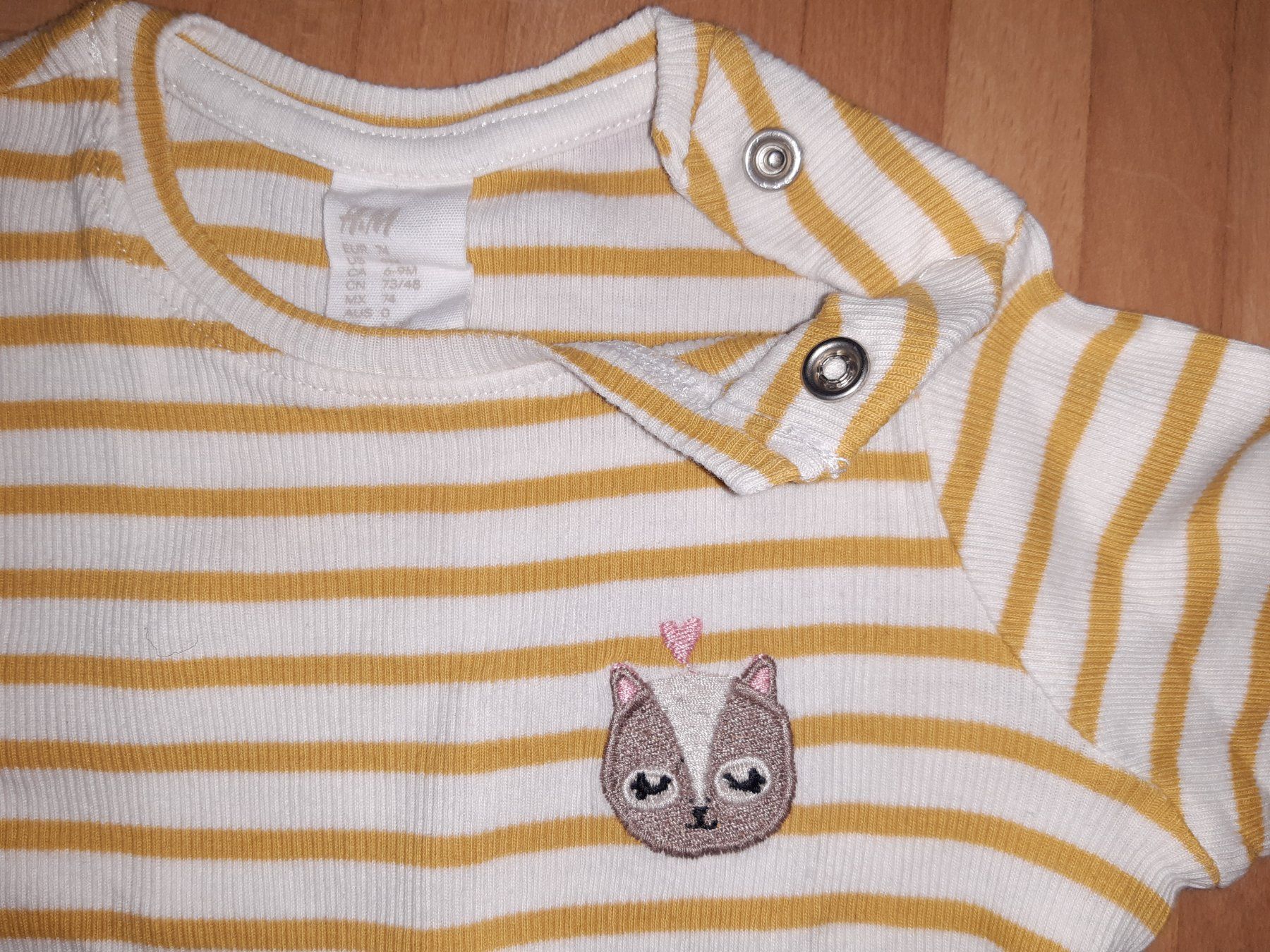 Lotti & Set di vestiti: Baby-Set Pullover + Jeans Gr. 74 – Nuovo (secondo la descrizione) da Urdorf venduto da core8 2