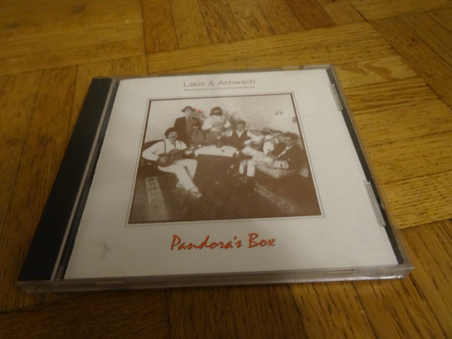 CD: Lakis & Achwach - Pandora's Box CD – Usato da Olten venduto da Disc-Ausverkauf