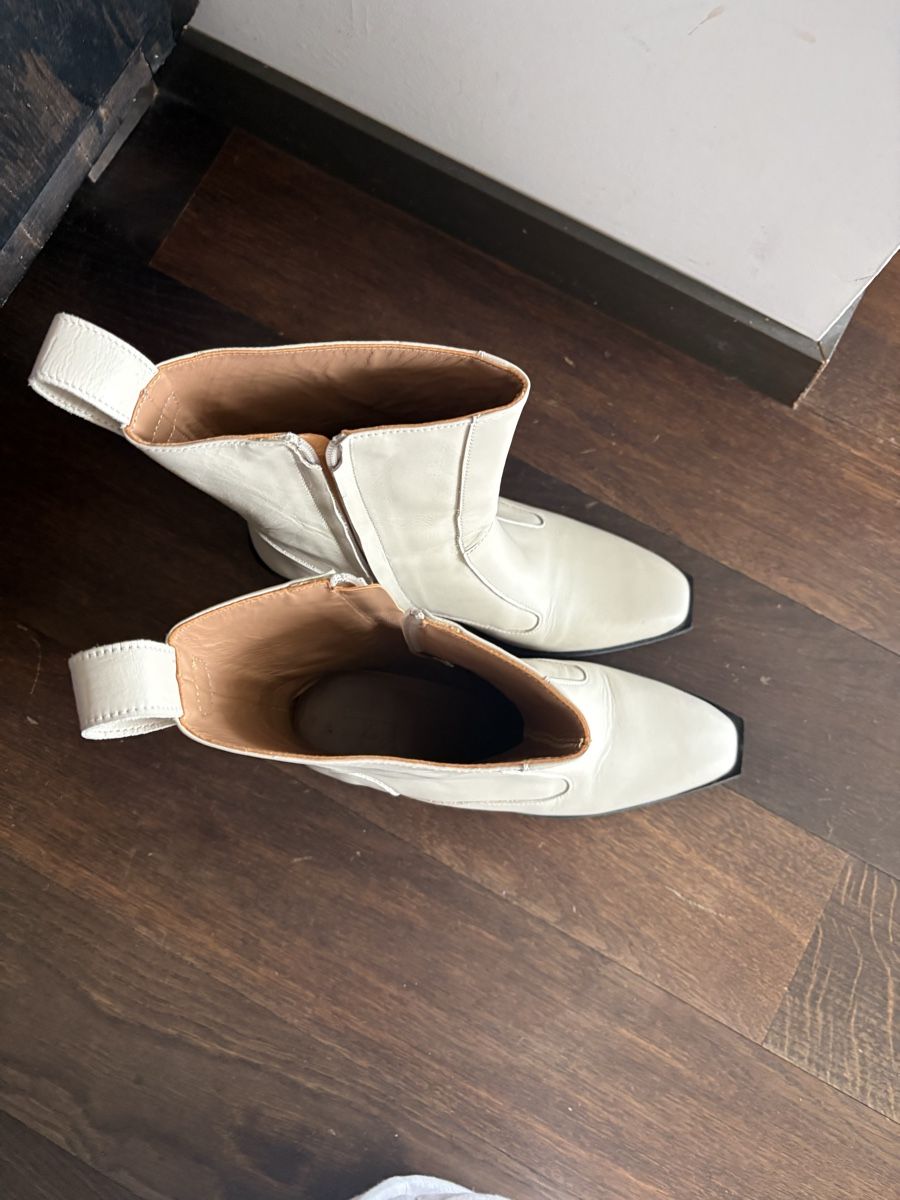 Scarpe da donna: Damenstiefeletten in Beige, Gr. 38 - – Usato da Dietikon venduto da Mopsyl 2