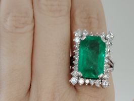 Grosser Kolumbien Smaragd- & Diamant-Ring, Platin