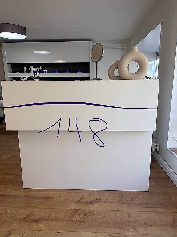 Ladenausstattungen & Messebau: Empfangstheke / Reception Weiss – Gebraucht aus Zürich von mrs_mlp5 1