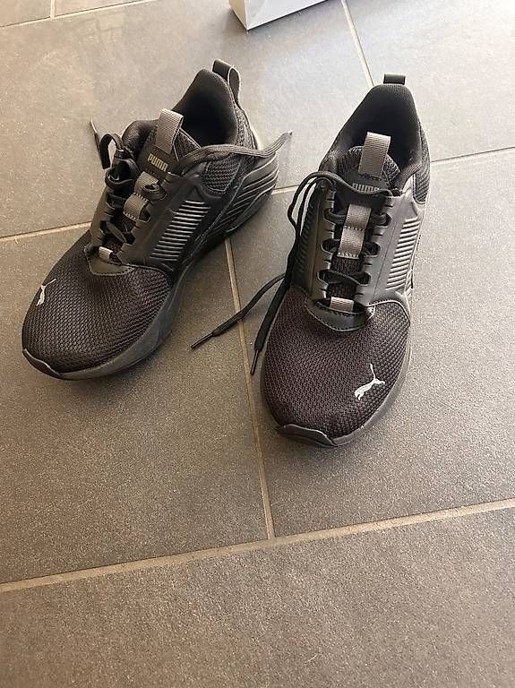 Puma Scarpe da uomo: Neue Puma Laufschuhe – Usato da Schlieren venduto da sheila000 1