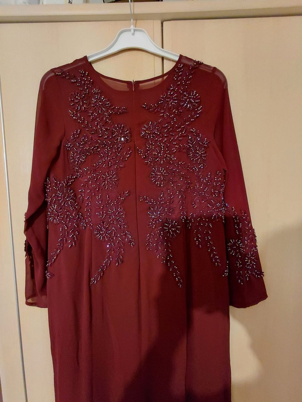 Vestiti: Wunderschönes, elegantes Abendkleid, bordeauxrot, Grösse 42 – Nuovo (secondo la descrizione) da Teufenthal AG venduto da suh_8qp9 3