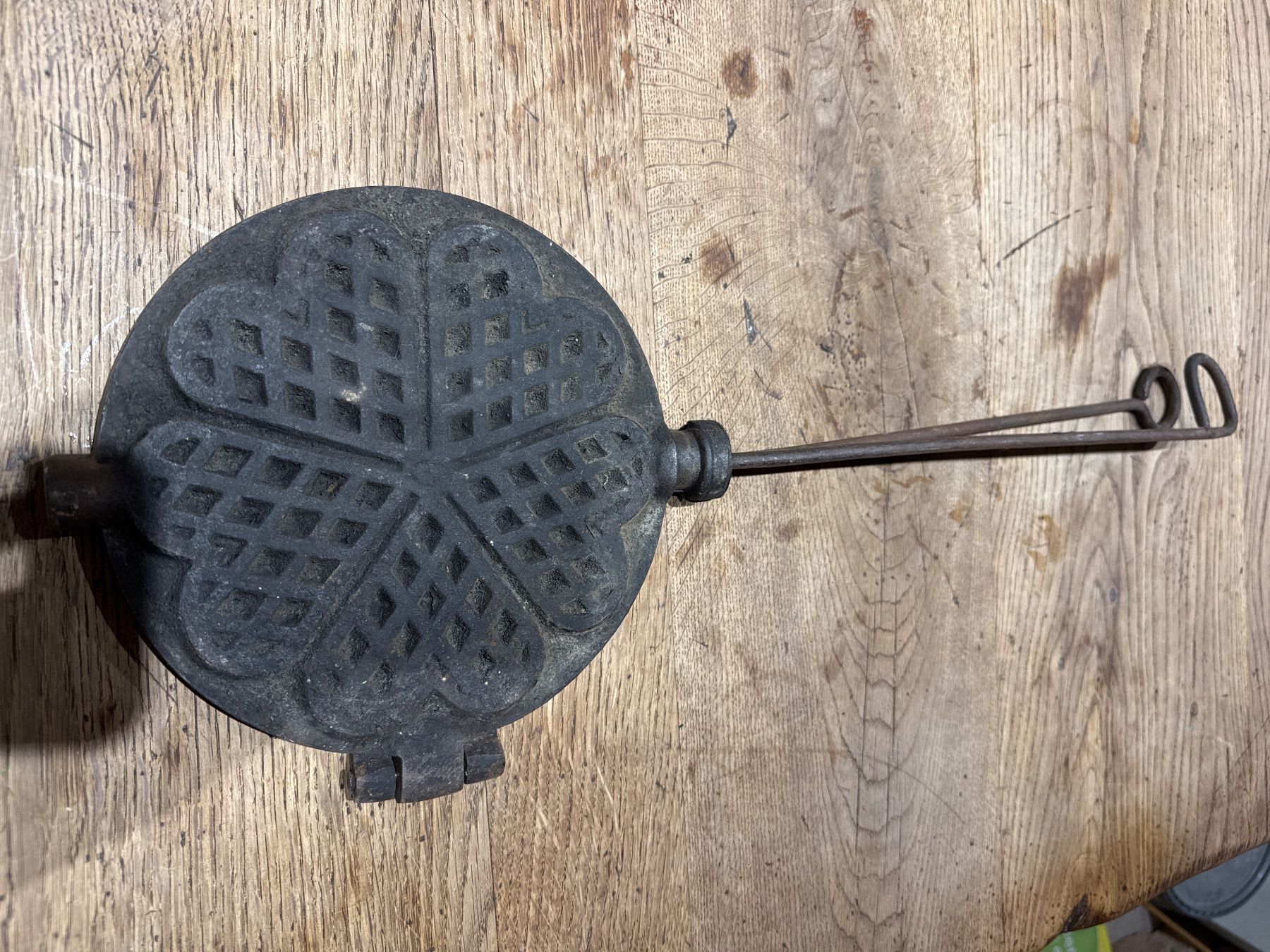 Teglie da forno: Gaufrier waffeleisen – Usato da Lajoux JU venduto da Briard0 3