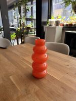 Vase orange pop art