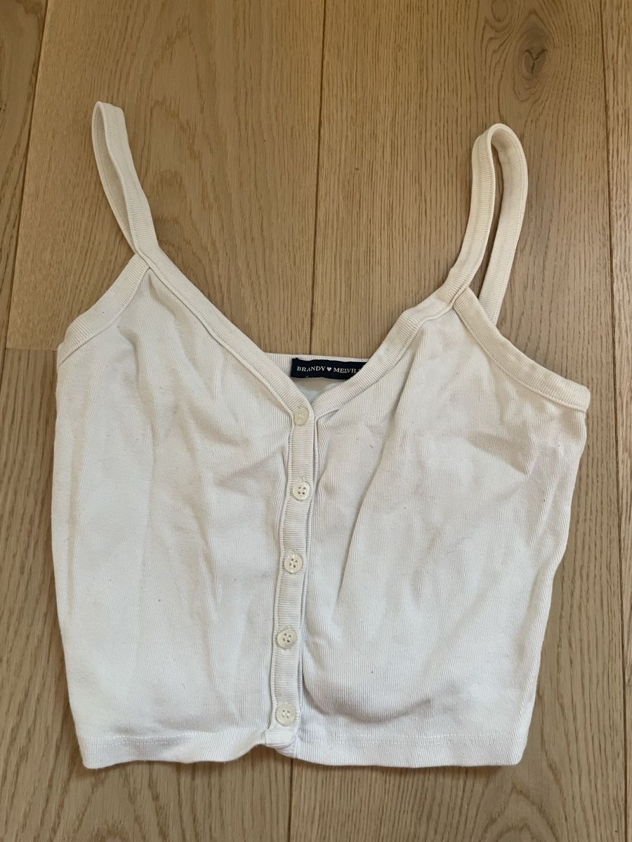 Brandy Melville T-shirt: Brandy Melville Tshirt – Usato da Uitikon Waldegg venduto da lor_b2rv