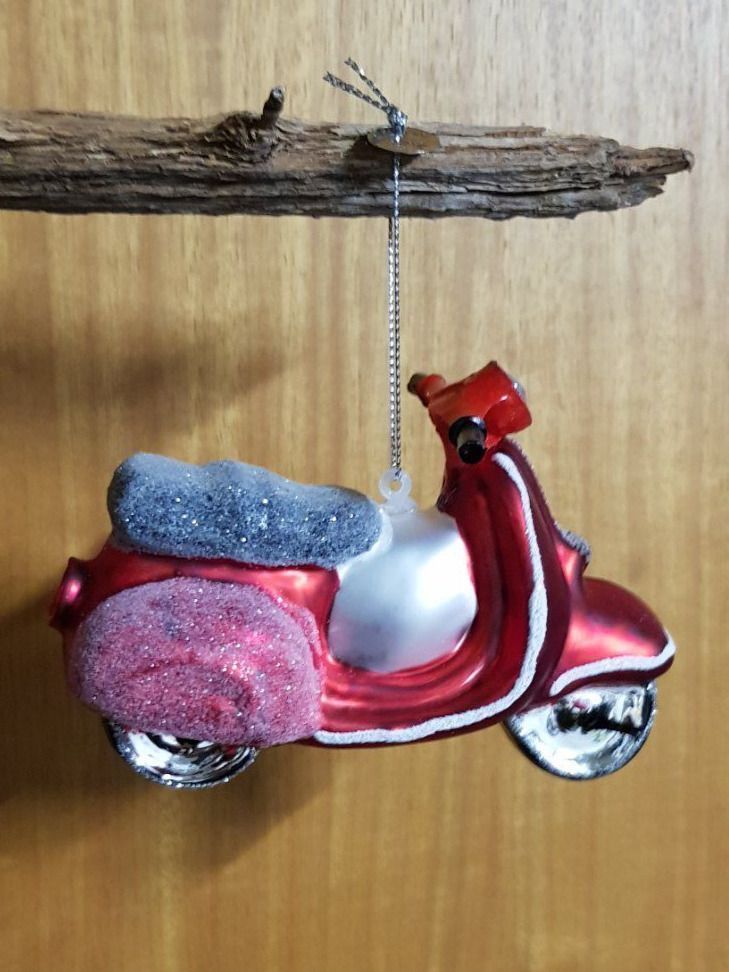 Alle Dekorationen: Spezielle VESPA - Roller Weihnachtskugel – Neu und originalverpackt aus Nottwil von echtMOMO 8