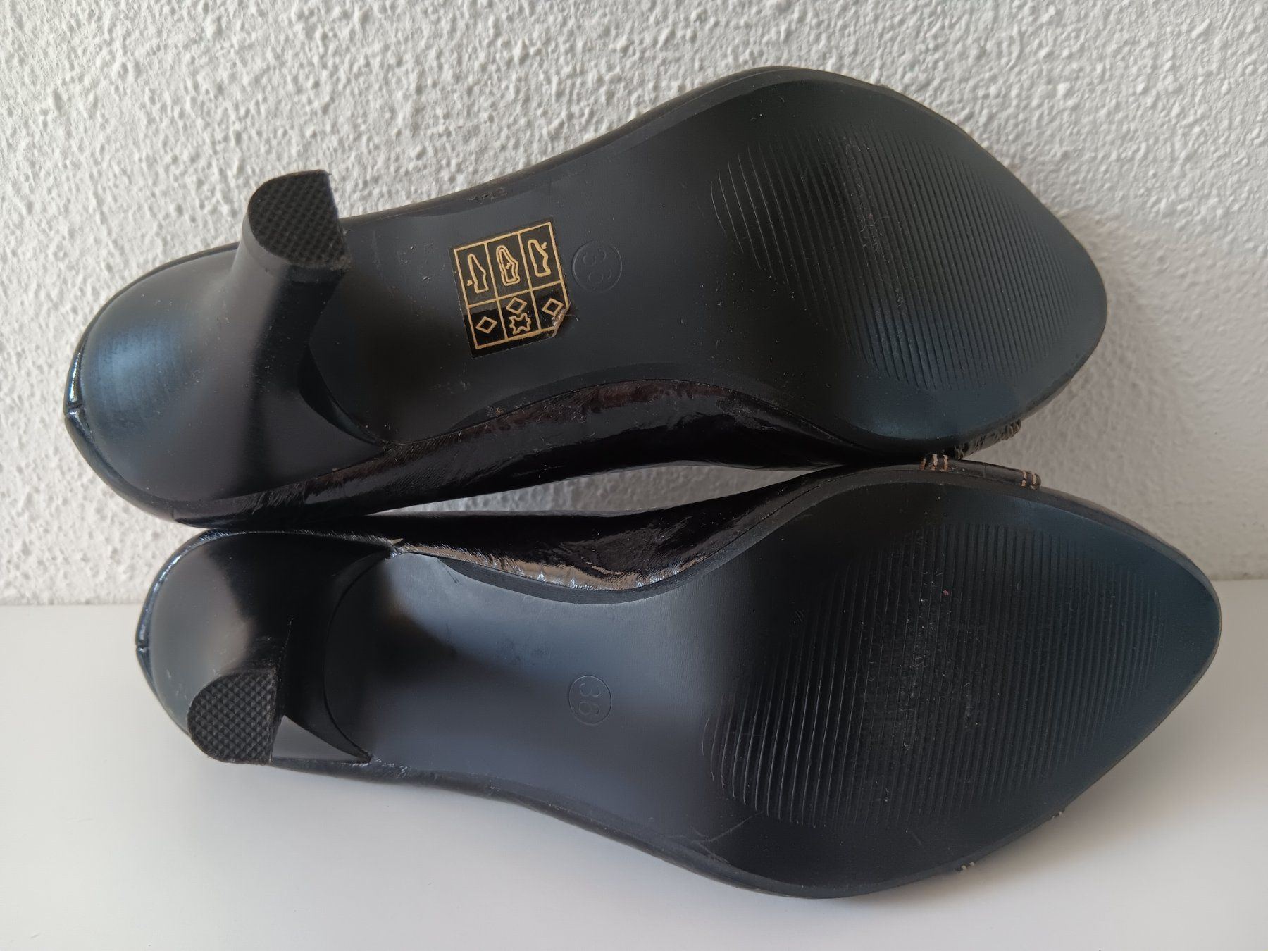 Scarpe da donna: WILADY PARIS Chaussures / Schuhe pointure / Nummer 36 – Nuovo (secondo la descrizione) da Cossonay-ville venduto da Super-Price-Quality 7