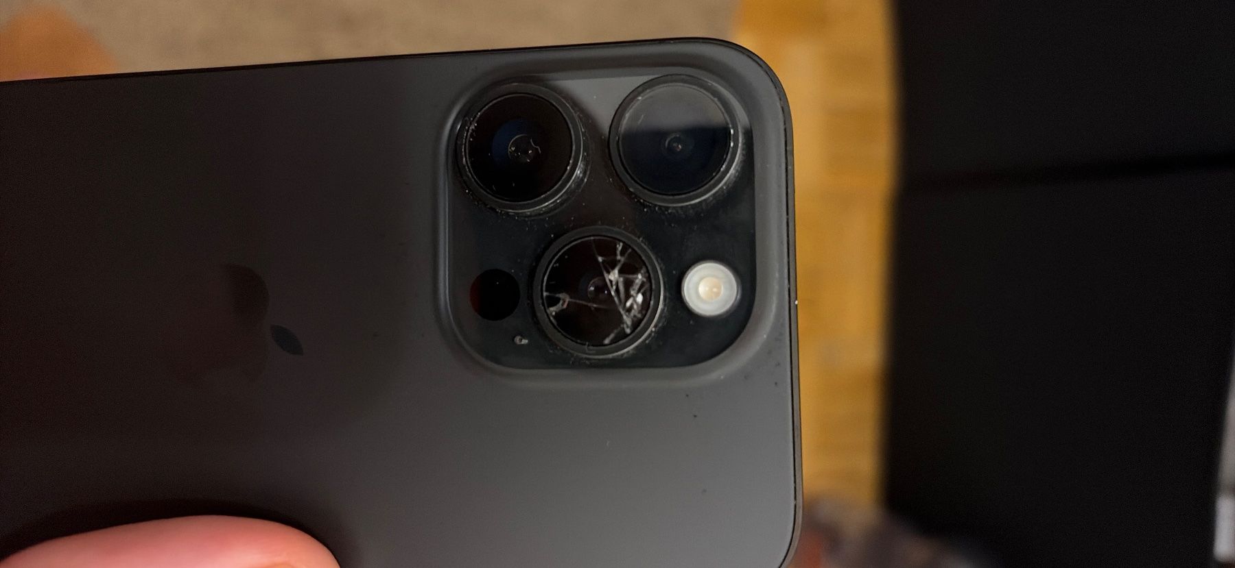 Apple Handys / Smartphones: iPhone 15 Pro 256GB – Gebraucht aus Emmenbrücke von lun_8skt 7