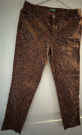 Brown Floral Print Pants - Size 36- Great Fall Style! 🍂👖