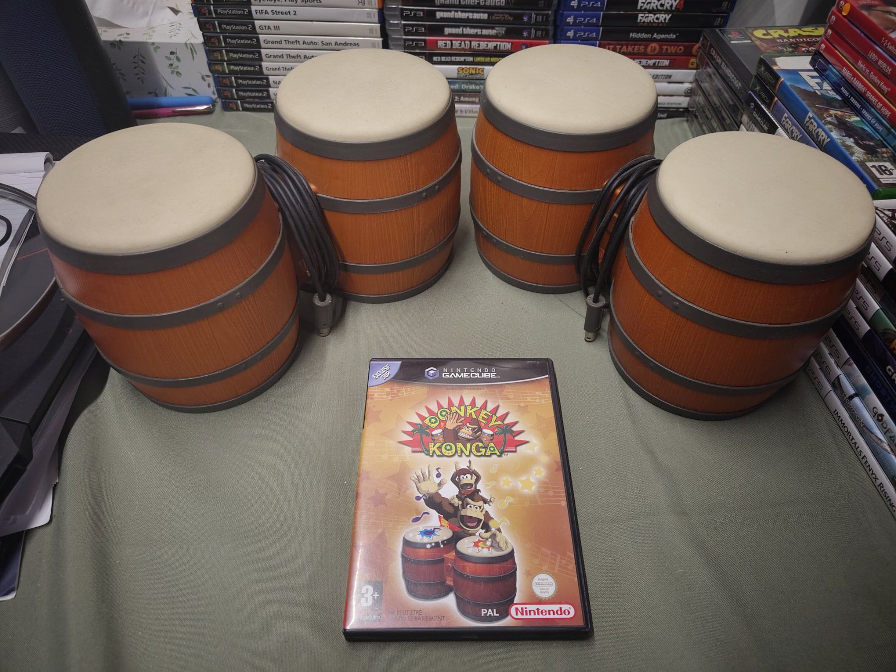 Nintendo Spiele: Jeu GameCube Donkey Konga + 2 Bongos – Gebraucht aus Saxon von dan_drn5