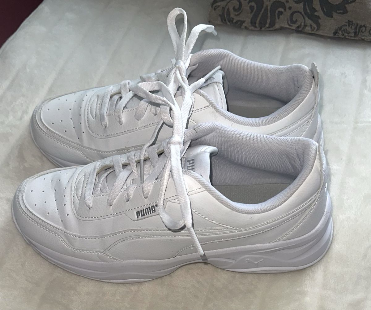 Puma Damenschuhe: PUMA SNEAKERS GR. 39 neuwertig – Neu (gemäss Beschreibung) aus Unteraegeri von MH203