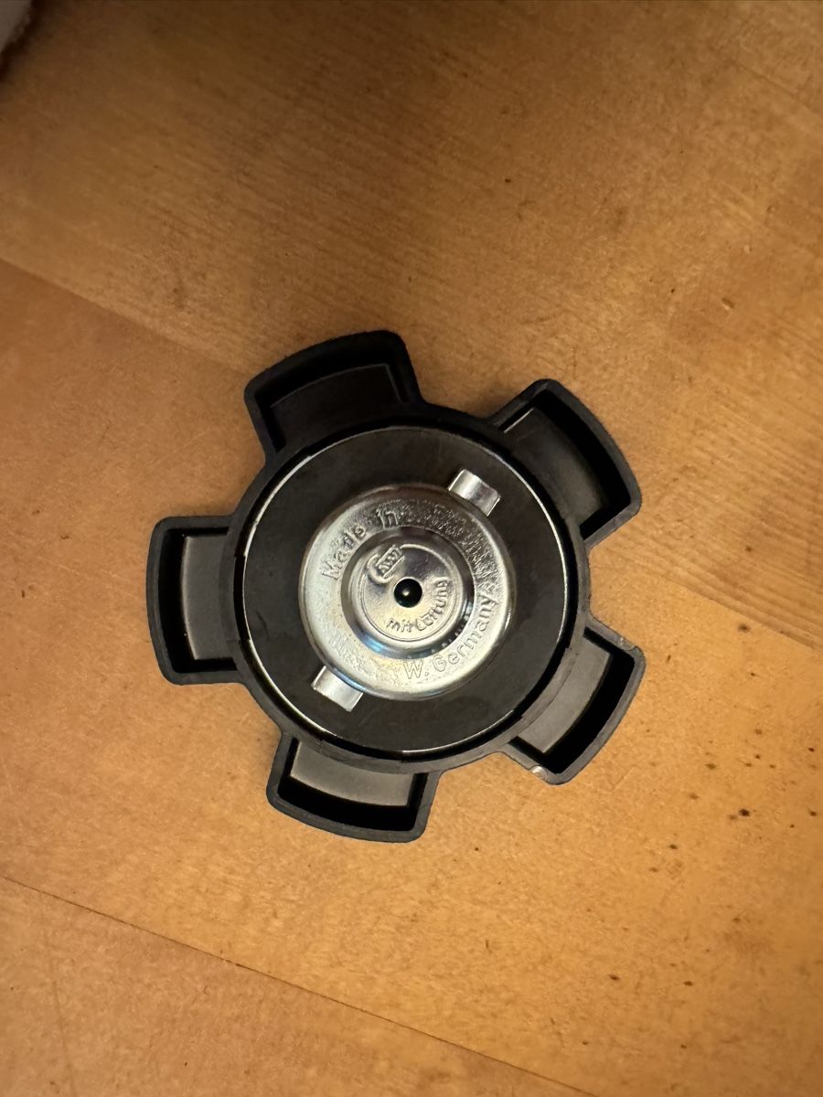 Tutti i ricambio: Tankdeckel – Nuovo e nell'imballaggio originale da Dübendorf venduto da Sachs621 1