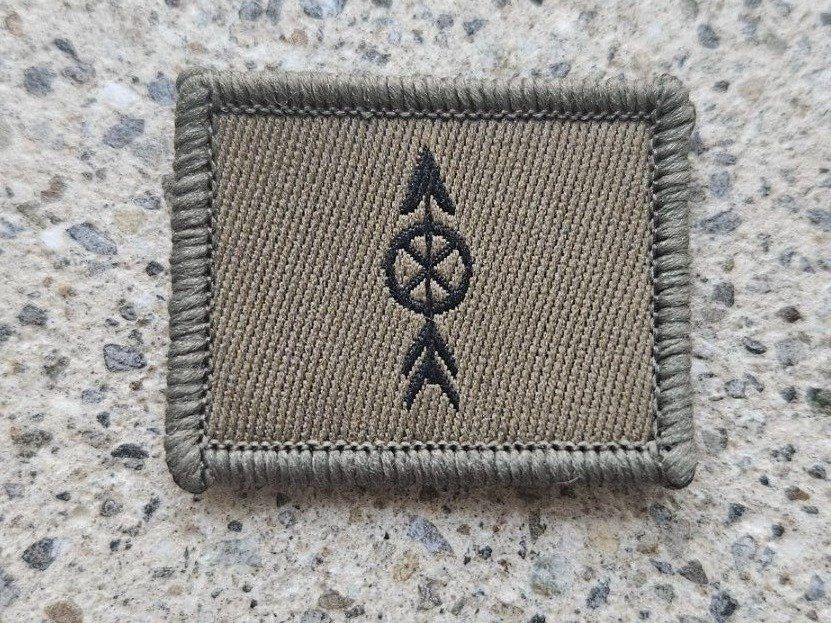 Schweizer Armee Placchette & Badge: *** Funktionsabzeichen Trainsoldat mit klett *** – Nuovo e nell'imballaggio originale da Riedholz venduto da fr_sIruP