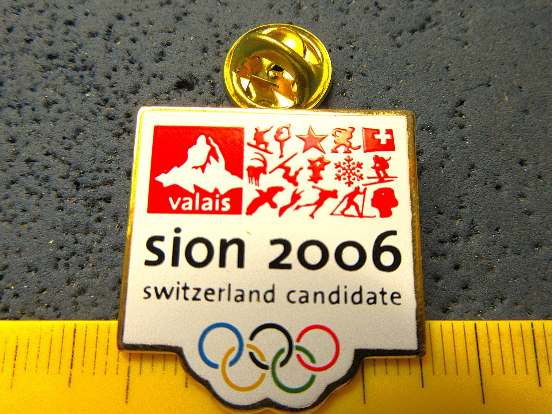 Swiss Placchette & Badge: OLYMPIA PIN SION VS 2006 – Usato da Ettingen venduto da Hausi4711