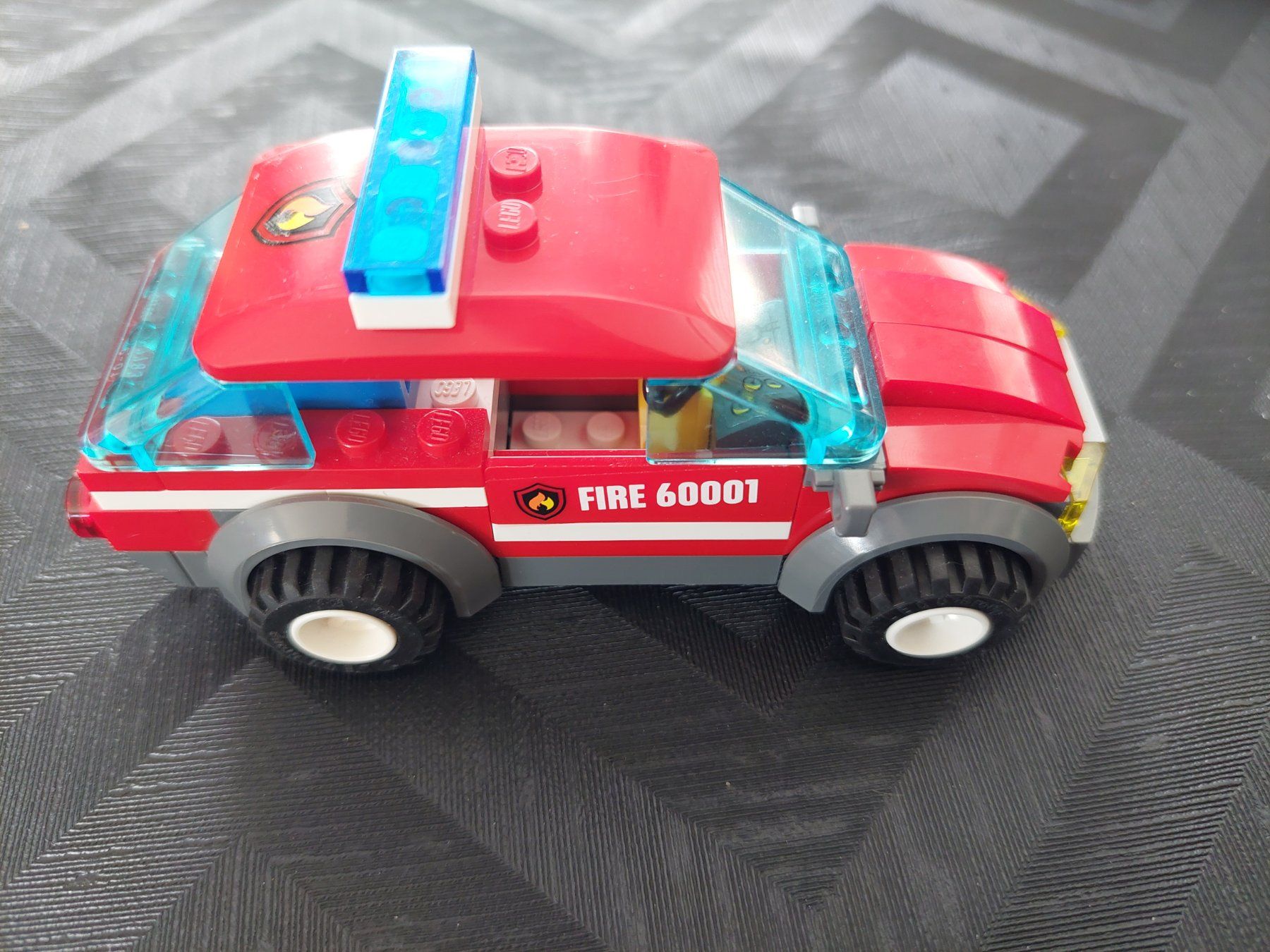 Lego Giocattoli: Lego Feuerwehrauto Nr.60001 – Usato da Zetzwil venduto da sti_x9xf 3