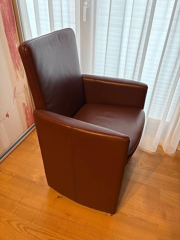 Poltrone: Brown Leather Armchair – Usato da Zürich venduto da James_Kr 1
