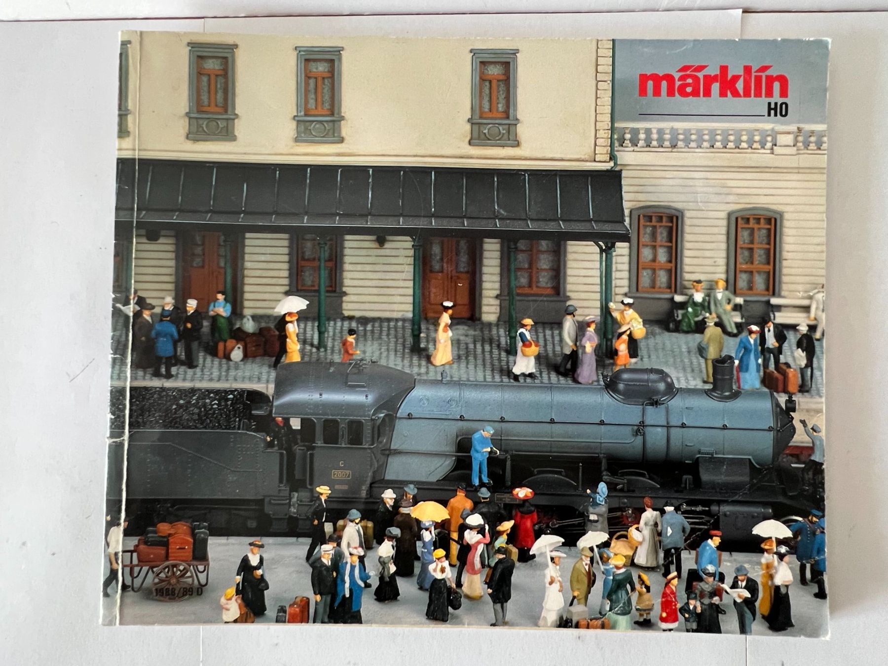 Zeitschriften & Magazine: Märklin Katalog 1988/89 D – Gebraucht aus Uetendorf von andyboy53