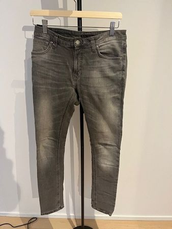 Graue Nudie Jeans Gr. 29/30 Top Zustand!