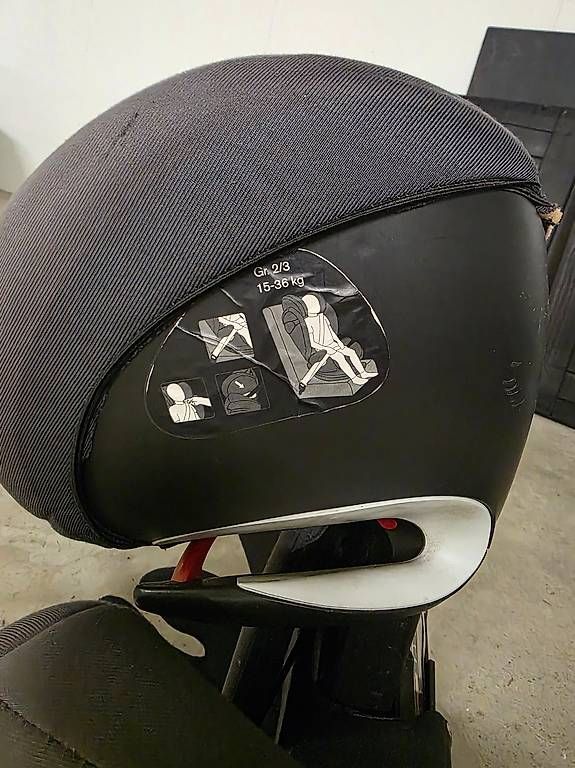 Seggiolini per auto: Cybex Solution M-fix Kindersitz Gr. 2/3, ISOFIX – Usato da Birmenstorf AG venduto da sup_fhc5 3
