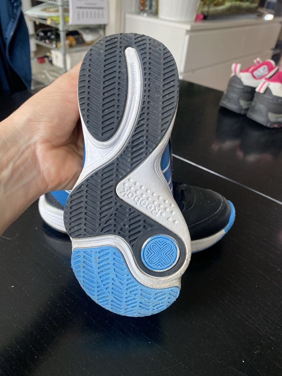 Herrenschuhe: Kids shoes , size 30 – Gebraucht aus Biel/Bienne von yuliyabiel 2