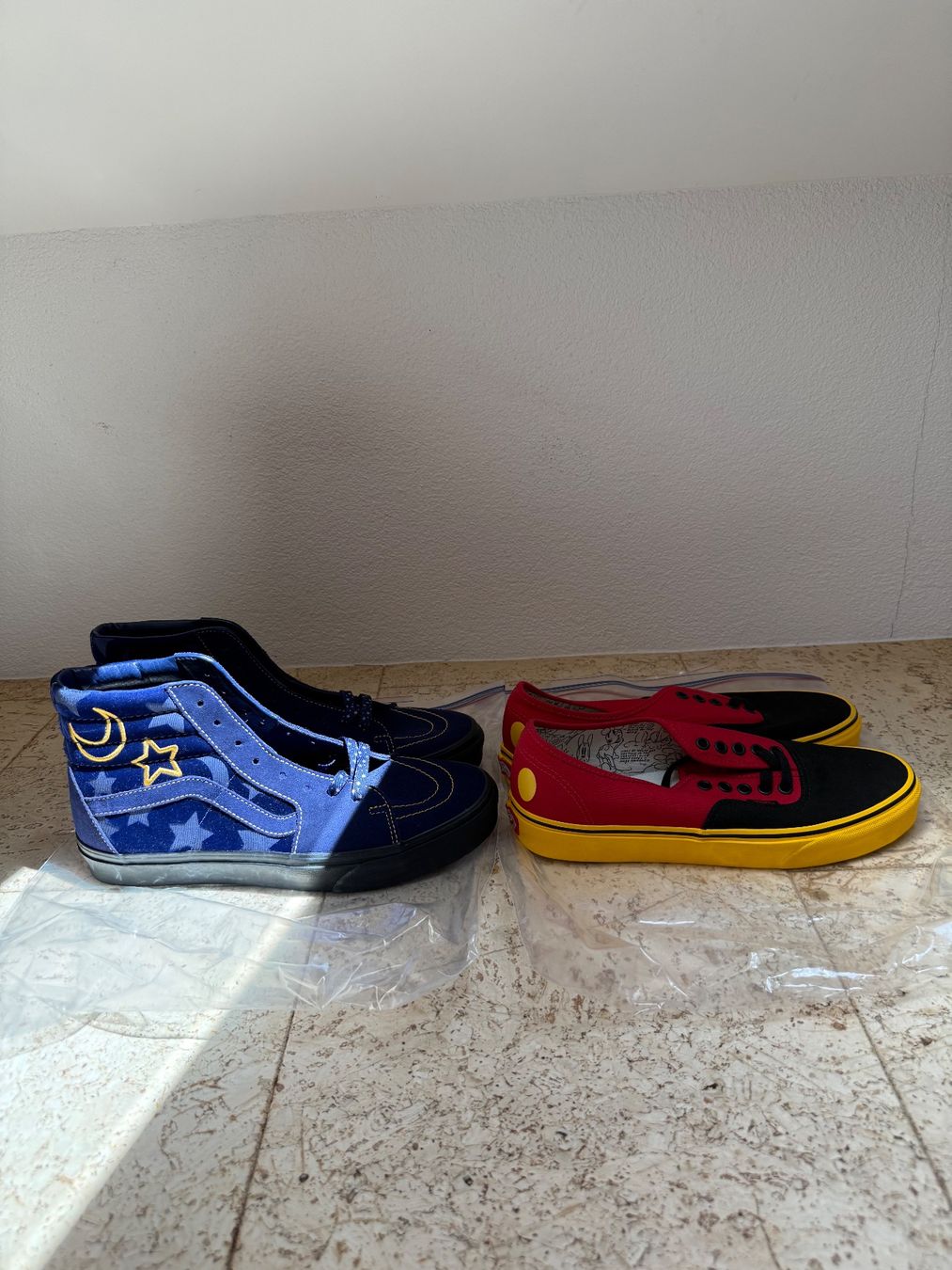 Vans Scarpe da uomo: 2x Vans x Disney "Sample" – Nuovo (secondo la descrizione) da Worb venduto da le_castor 2