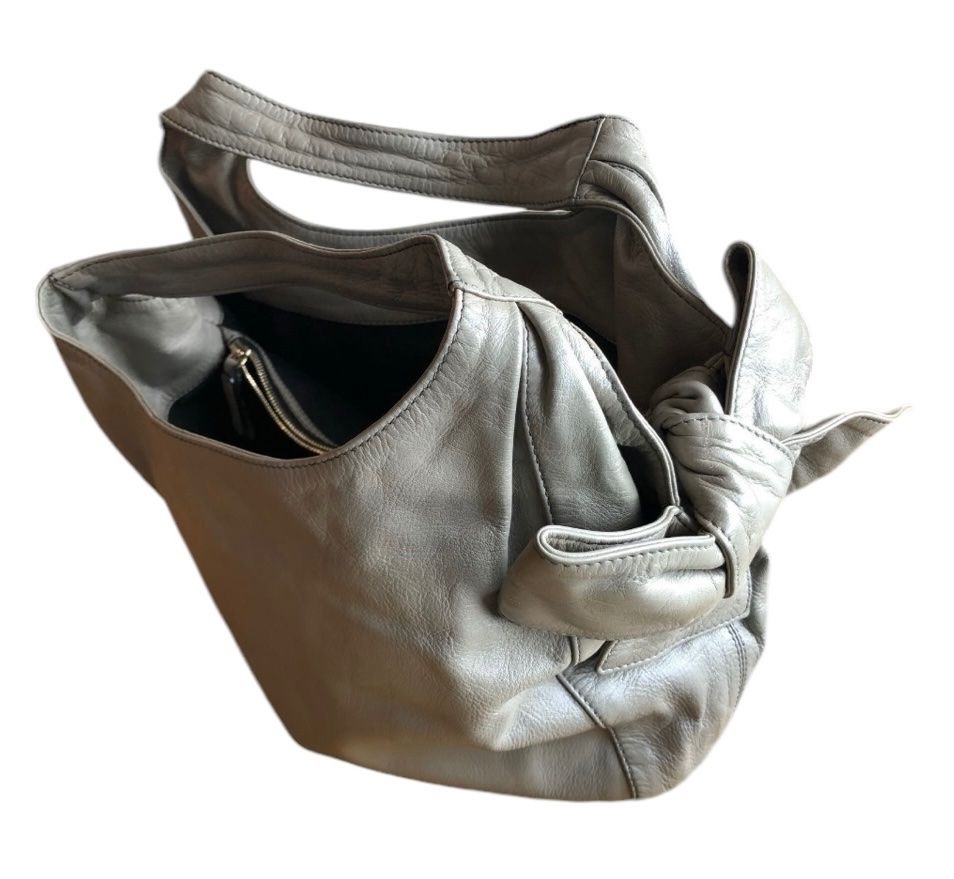 Valentino Borse da donna: Sac Valentino  / Handtasche – Usato da Dotzigen venduto da SecondHandGems 1