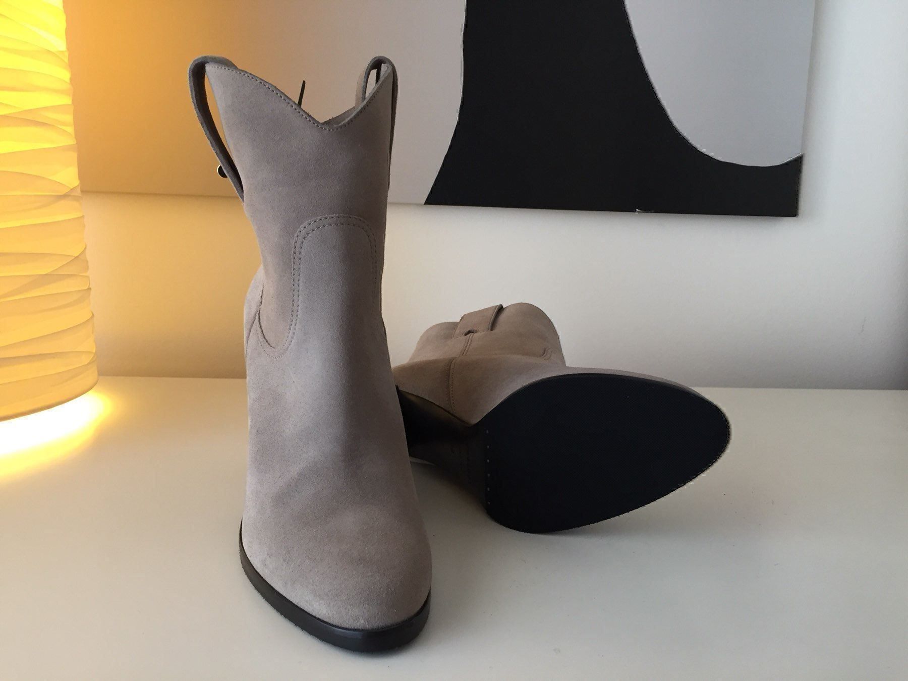 Burberry Scarpe da donna: Burberry Stiefelette NEU – Nuovo (secondo la descrizione) da Zürich venduto da fraumaier_