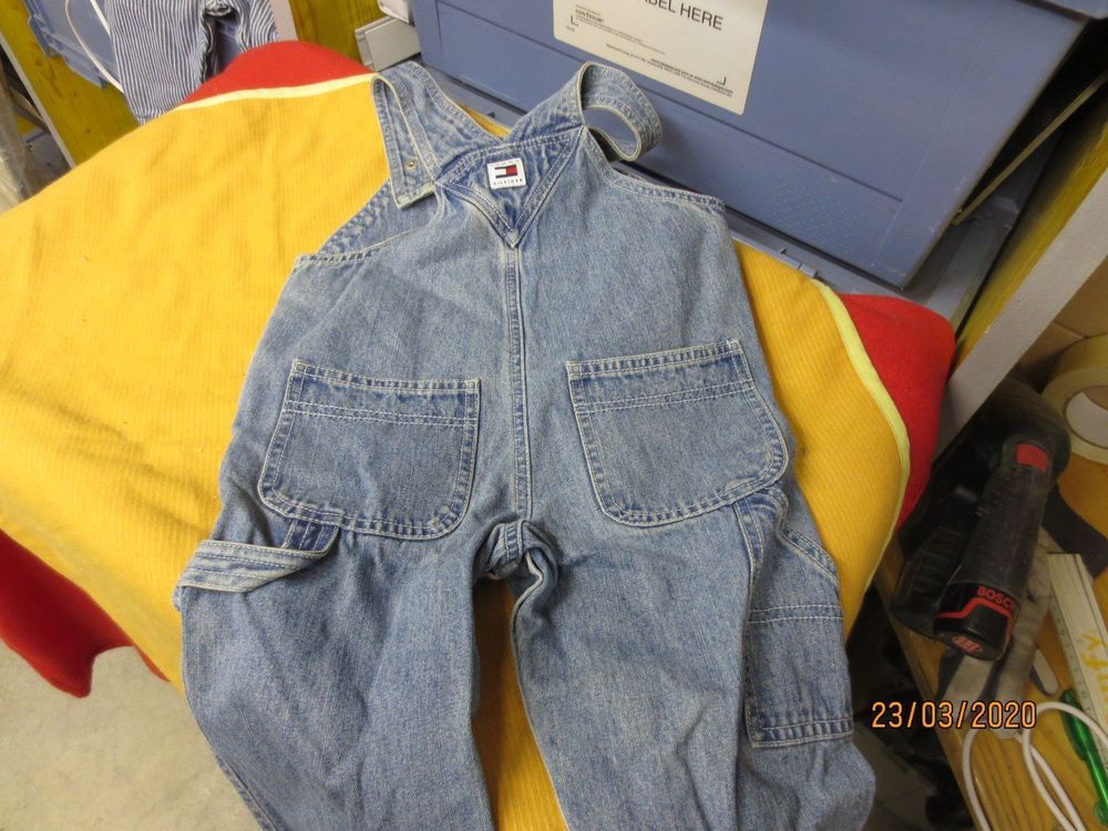 Hosen: Tommy Hilfiger 18-24 Monat – Gebraucht aus Wallisellen von  3