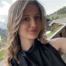 Profile image of Angeline_R_00