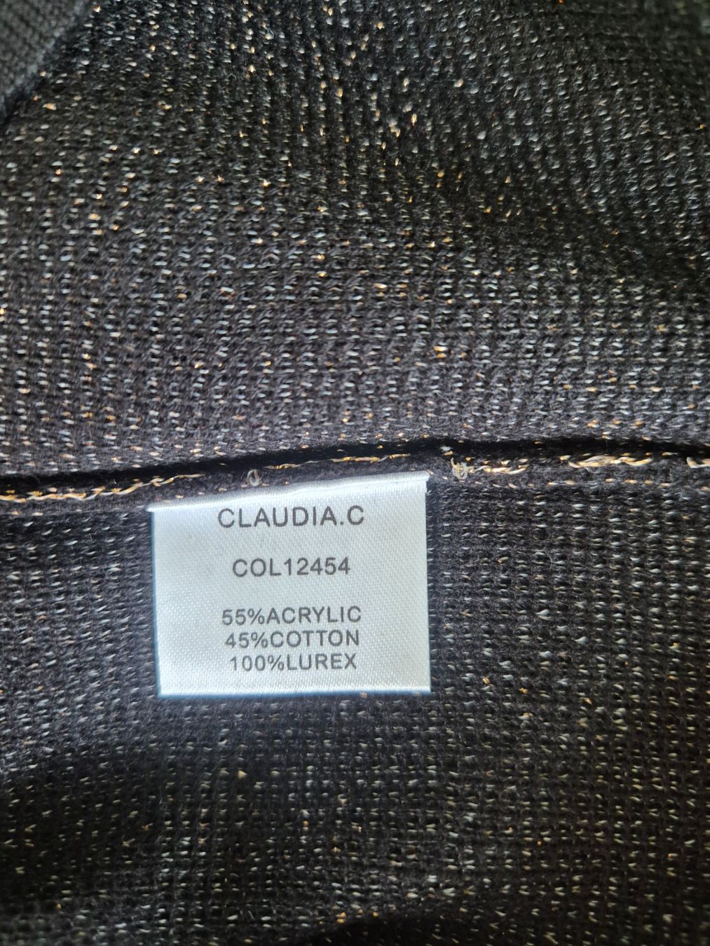 Maglioni & Felpe: Eleganter Pullover, schwarz mit Goldglimmer, Grösse M, NEU – Nuovo (secondo la descrizione) da Winterberg ZH venduto da Gemini63 4