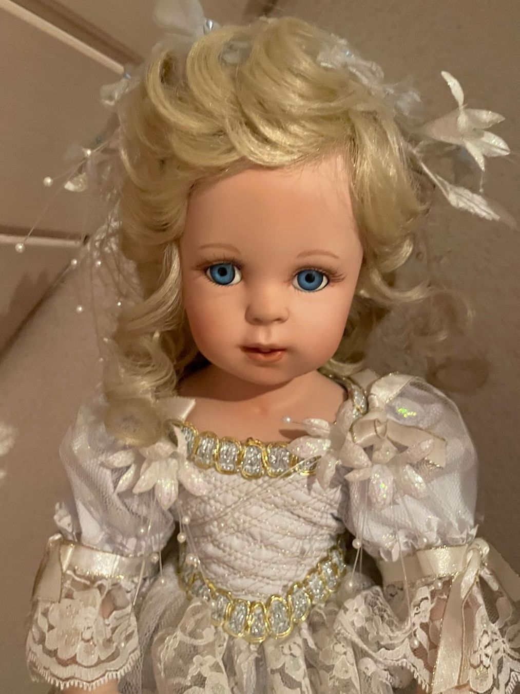 Bambole: Sammlerpuppe Cinderella von Brigitte Deval Nr. 4953FE – Usato da Frick venduto da Katharina_N 1