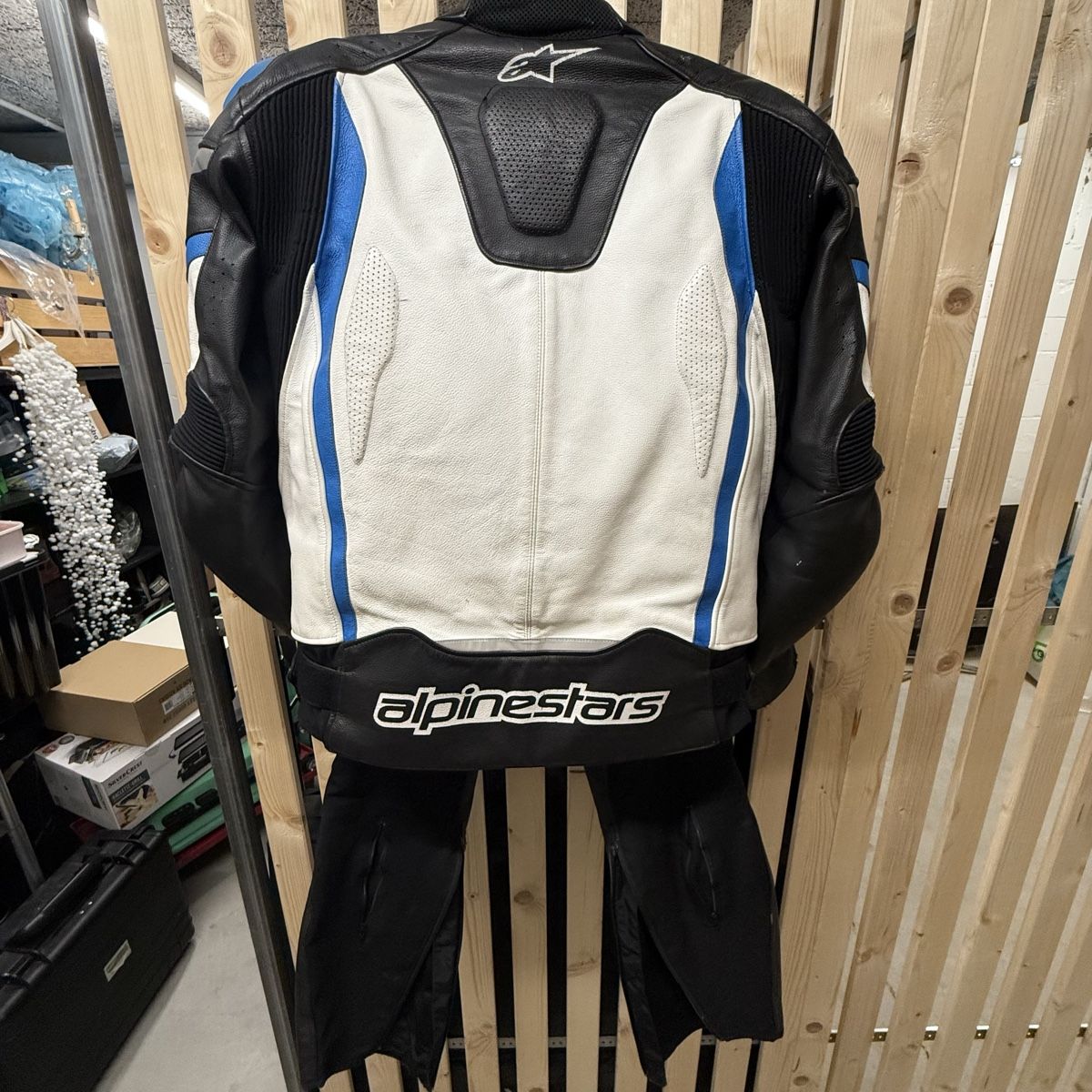 Alpinestars Completi, tute sportive e funzionali: Alpinestars Motorradkombi Leder – Usato da Zürich venduto da CS1097 1