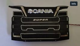 Beleuchtet Scania  1/14