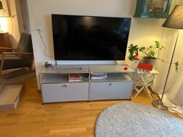 USM Haller Lowboard in Lichtgrau