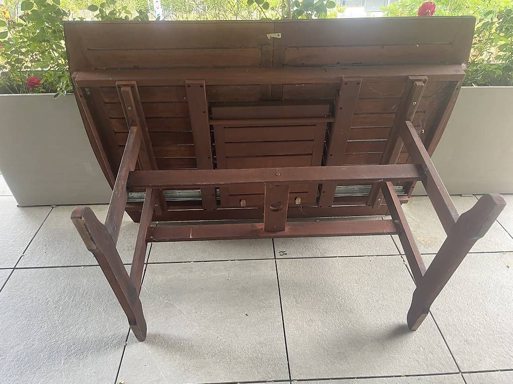 Tavoli: Table bois massif + 4 chaises – Usato da Biel/Bienne venduto da manGGouste 3