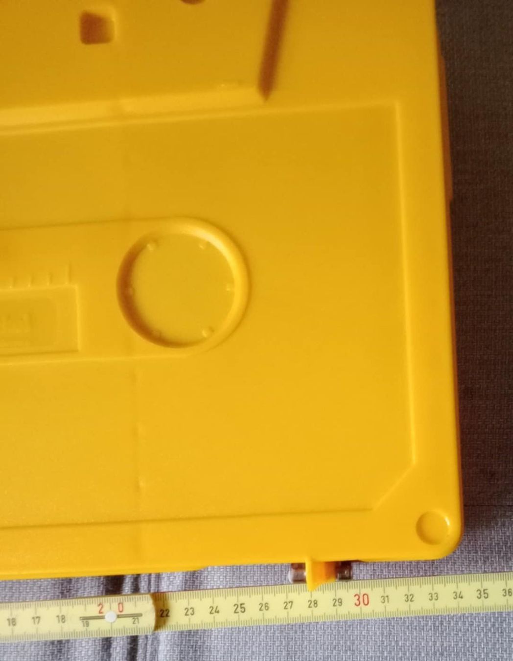 Musicassette: Boîte Rangement en forme CASSETTE AUDIO / vintage – Usato da Le Locle venduto da borgespatricia 8