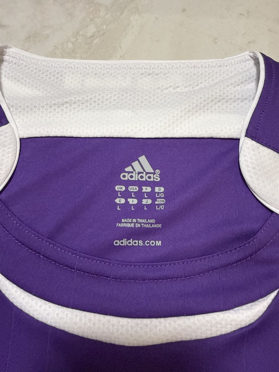 Adidas Canottiere & Pantaloni: Real Madrid Ronaldo Trikot lila – Nuovo (secondo la descrizione) da Bronschhofen venduto da leo_99hp 4