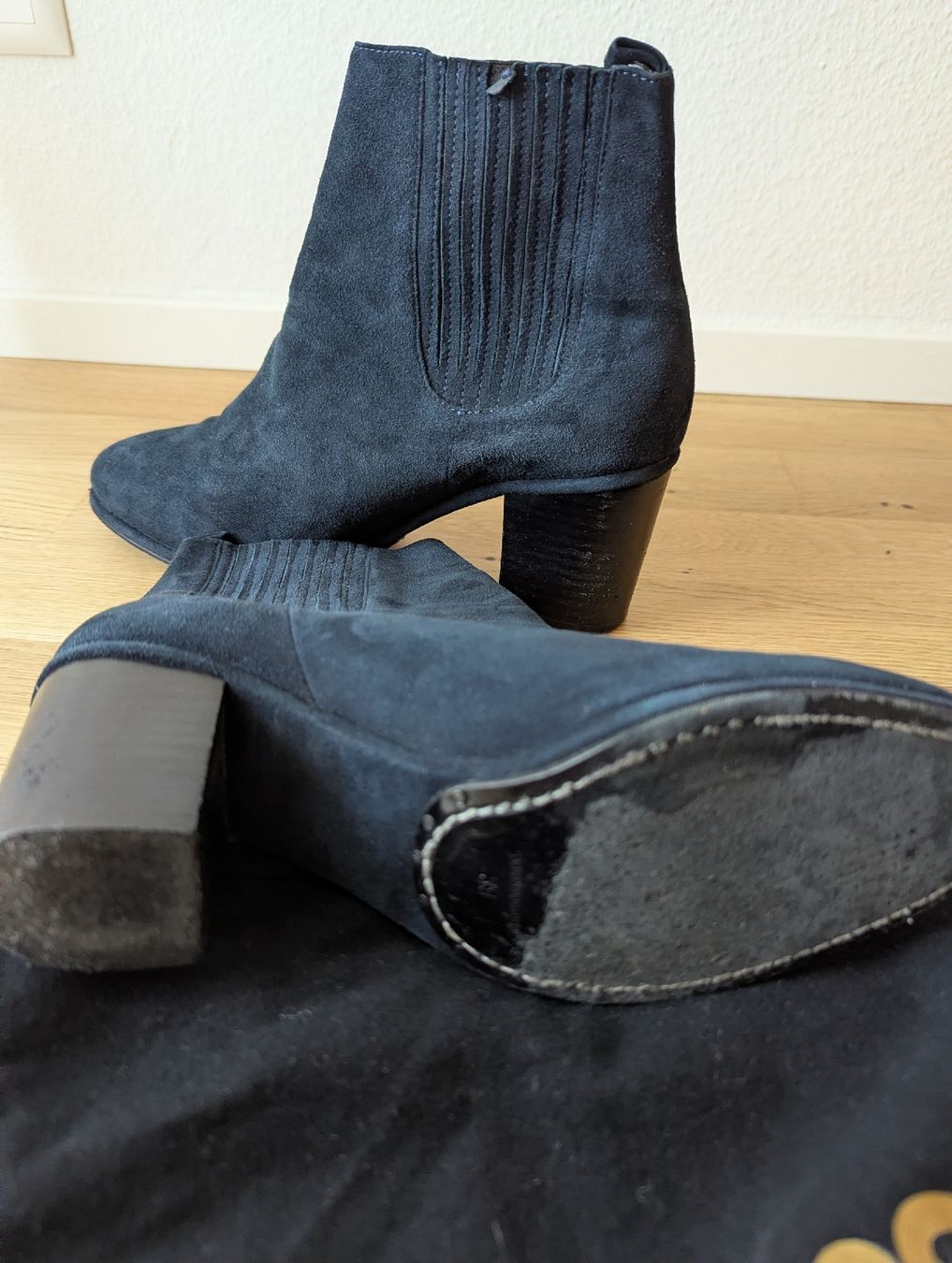 Scarpe da donna: Suede boots by Opening Ceremony, 38-39 – Usato da Bern venduto da tym_k7bc 3