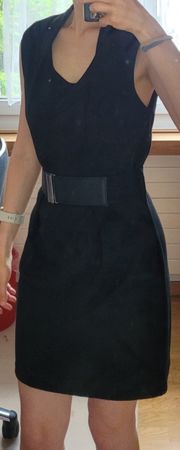 Elegantes, schwarzes Kleid