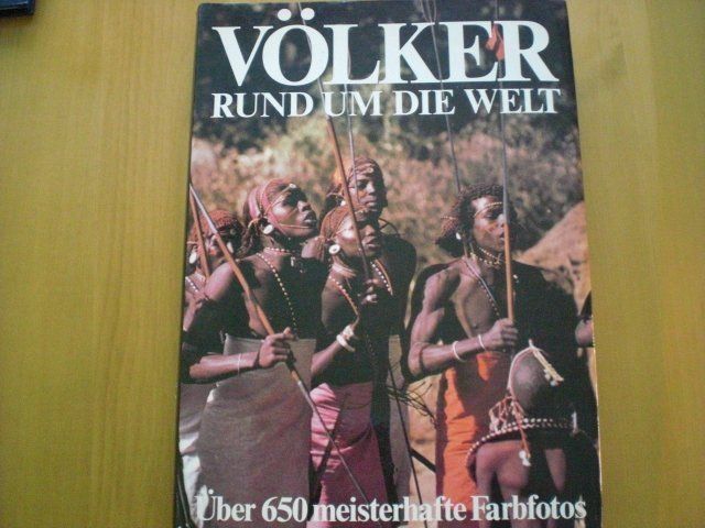 Libri: Völker rund um die Welt – Usato da Adliswil venduto da jauense