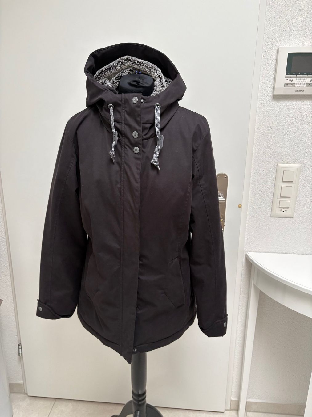 Giacche: Jacke, schwarz Gr. 38. G.I.G.A. DX – Usato da Glattpark (Opfikon) venduto da Pangie